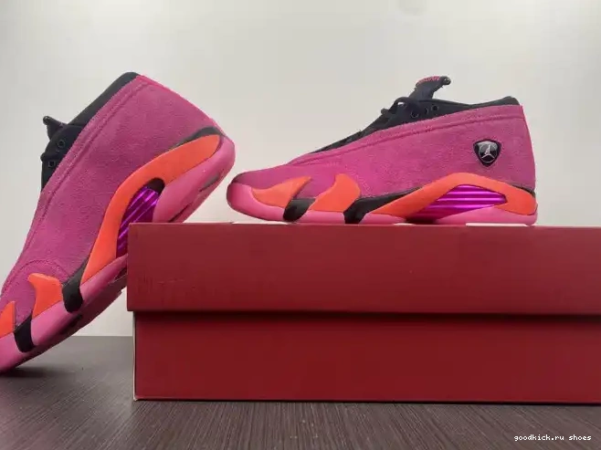 Rep Retro Jordan (W) Shocking Low Pink DH4121-600 14 0520